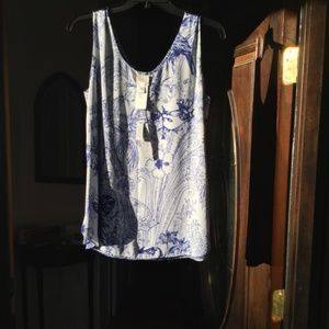 CHICO’s FOUR WAY REVERSIBLE TANK